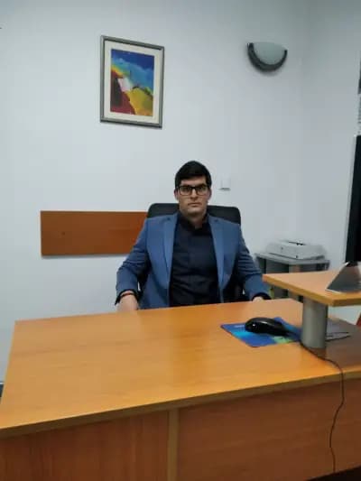 адвокат Кристиян Спириев І Правни услуги І Процесуално представителство І Консултации І Онлайн срещи І Срещи на място