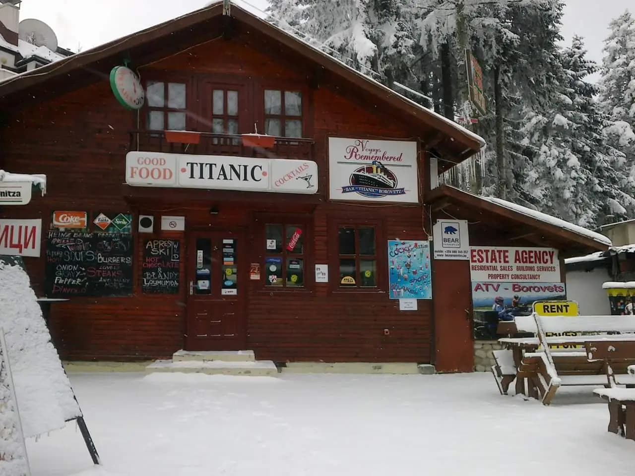 Titanic Bar &Dinner Borovets