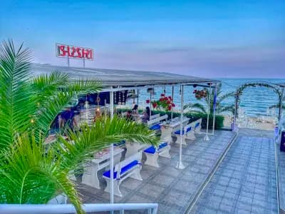 PERUN Bar and Dinner
