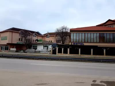 Туинс Палас Апарт Хотел