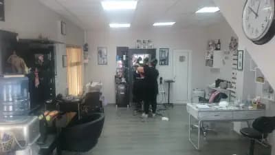 "Scandal" hair and nail salon