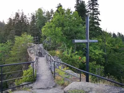 Hiking Trail to the Black Rock