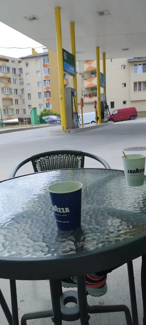 Бензиностанция Uno Oil