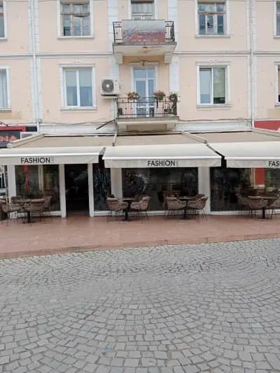 Fashion Cafe
