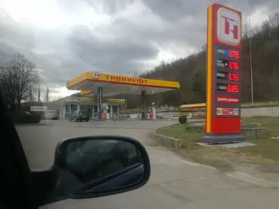 Бензиностанция Шел