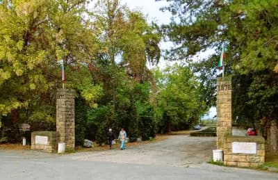 Monuments Park