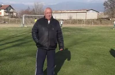Стадион Дамяница