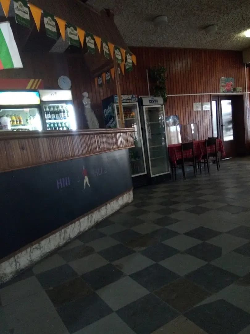 Ресторант Средна гора
