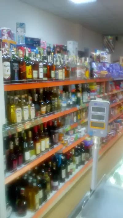 Супермаркет „Извора“