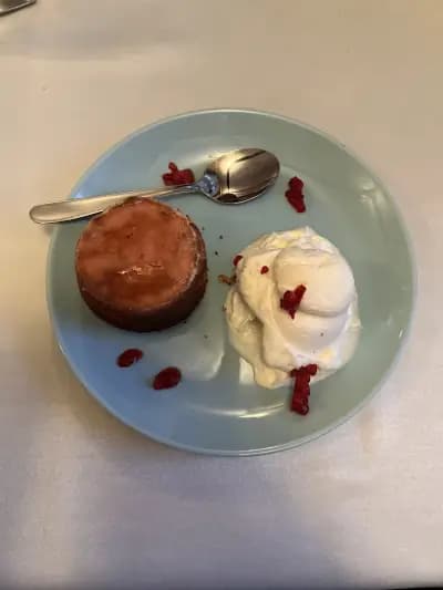 Мадарова къща
