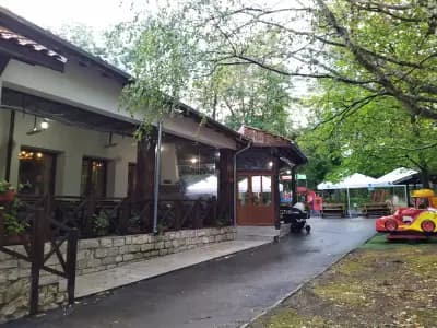 Restaurant Lyatno Kino