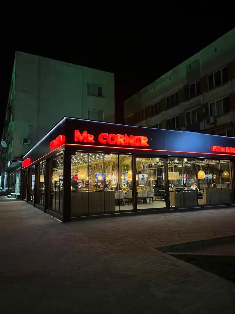 Mr. Corner - пица-бар