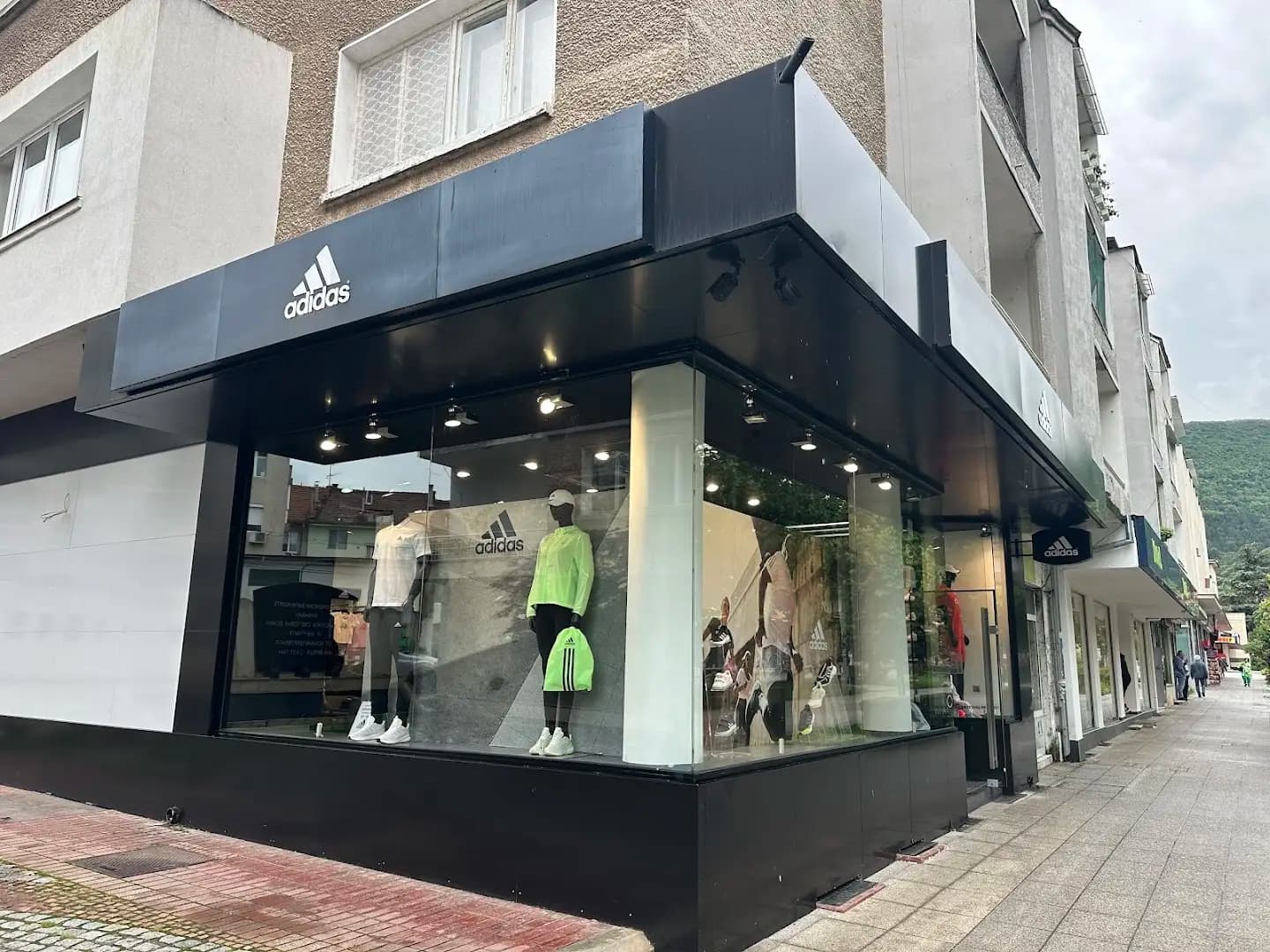 Adidas Vratsa
