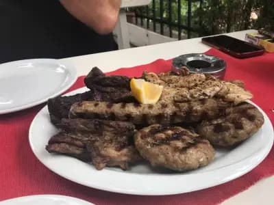 Ресторант Лятна градина