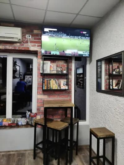 Zavera Craft Beer Shop and Bar