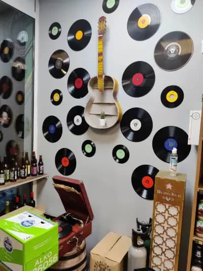 Zavera Craft Beer Shop and Bar