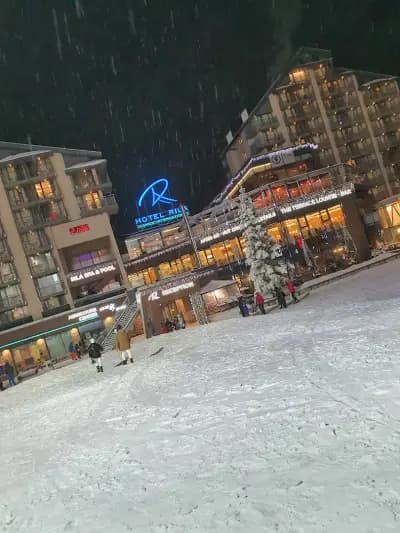 BJ's Bar Apres Ski Bar & Disco