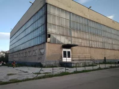 Спортна зала „Борис Гюдеров”
