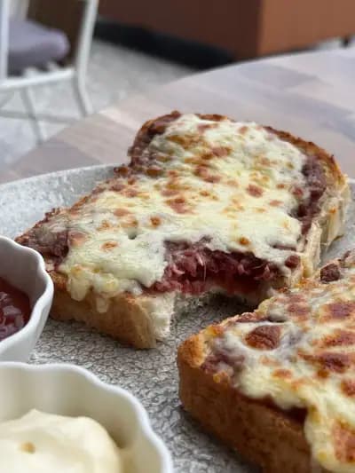 "The Square" bar and dinner
