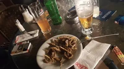 Street bar