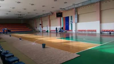 Спортна зала „В. Левски“