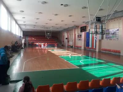 Спортна зала „В. Левски“