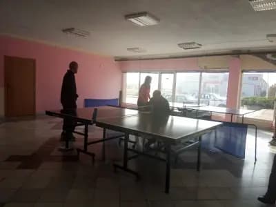 Спортна зала „В. Левски“