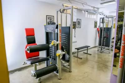 Ispolin Fitness - Фитнес зала "Исполин"