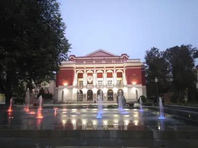 Fountain in front of the Opera House