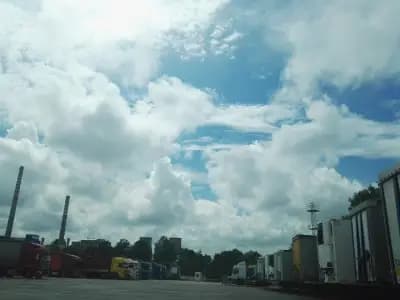 Паркинг „ПИМК” и ресторант „Дунав мост”