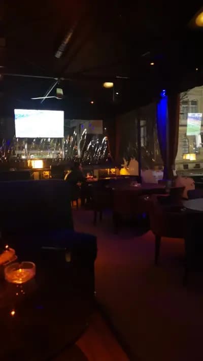 Play Club & disco
