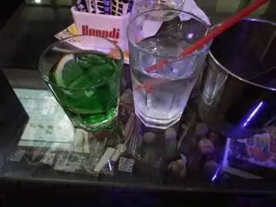 SELECT Bar