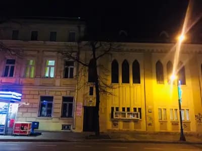 Католическа църква „Св. Архангел Михаил“