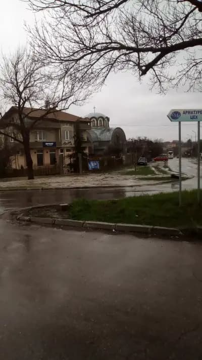 Кафене The HouSe