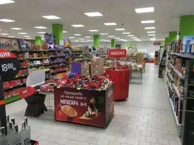 Супермаркет Велека