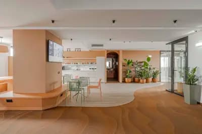 WN LAB Hotel - inclusive breakfast, parking and coworking
