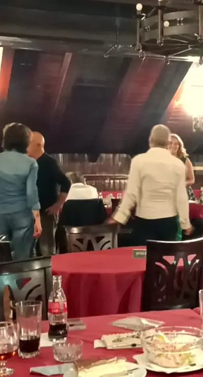 RETRO food & music