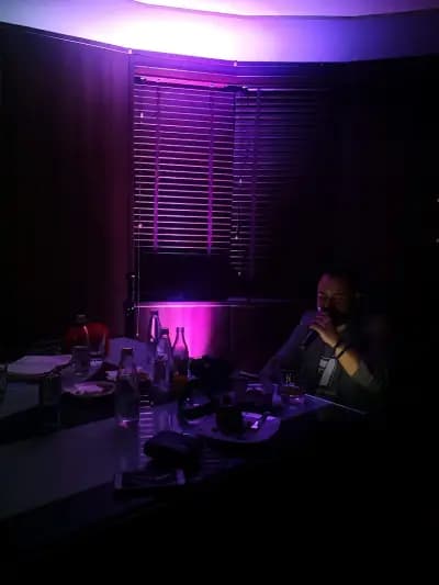 Royal Cafe - Club