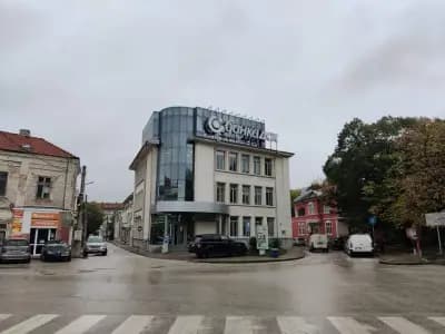Банка ДСК