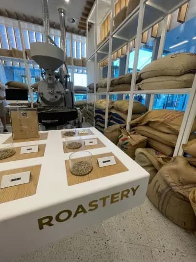 LATE Café & Roastery
