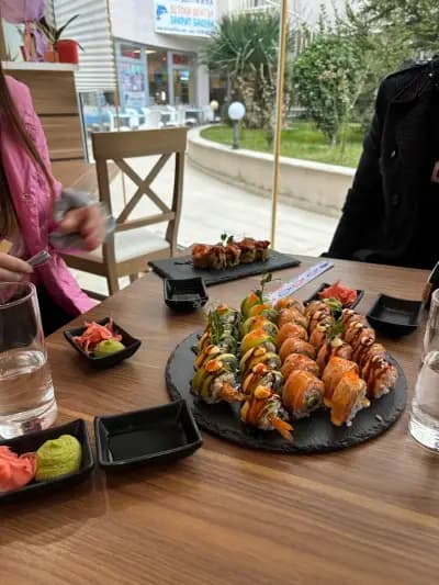 Sushi Bar Mango