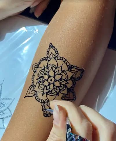 DAYA HENNA ART