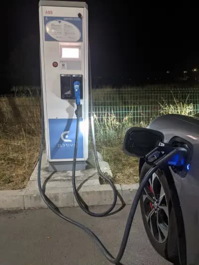 Eldrive Станция за зареждане