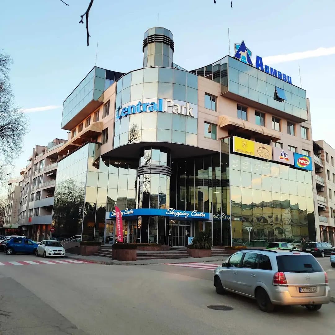 Central Park Shopping Center