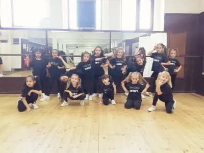 MONT Dance Studio /Детска Танцова Школа
