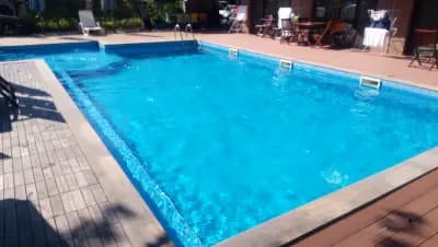 Park and pool studios