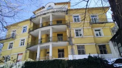 НАРЕЧЕНСКИ БАНИ ул. Христо Ботев 1