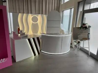 Platinum Decor