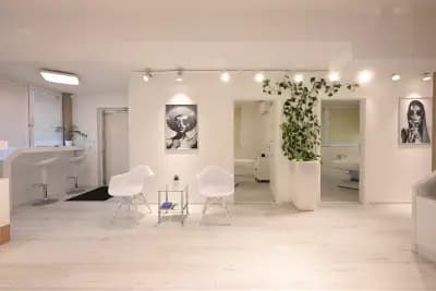 BeautyBar by Ognyan Kirilov