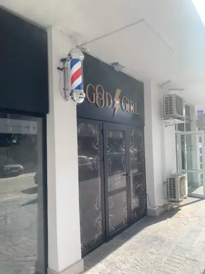 Valentino rich men’s club (Barbershop)